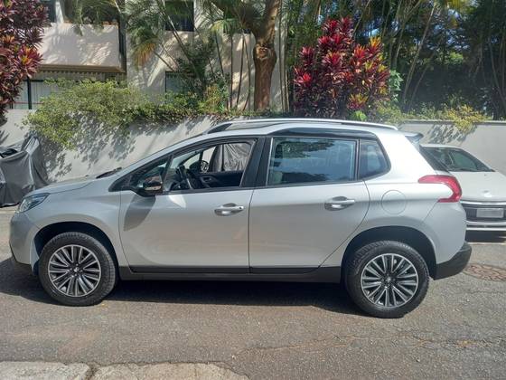 PEUGEOT 2008 1.6 16V FLEX ALLURE 4P AUTOMÁTICO